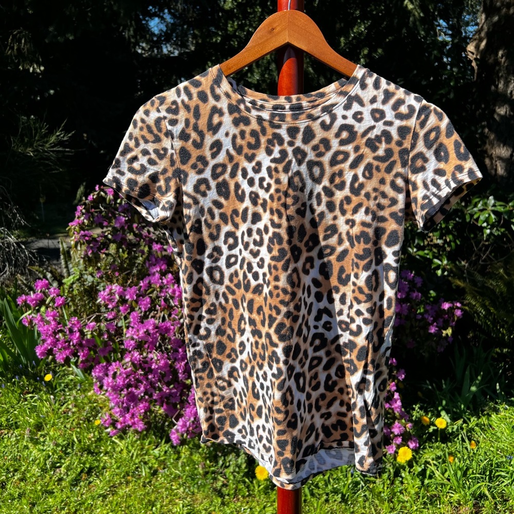 Pink Leopard Print T-shirt